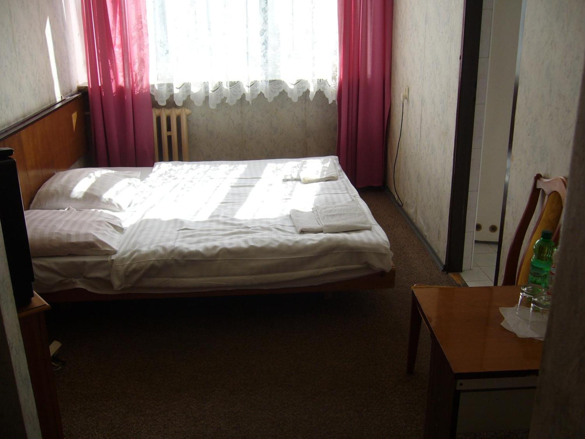 Karet Obiekt Hotelowy Skoczów Eksteriør bilde